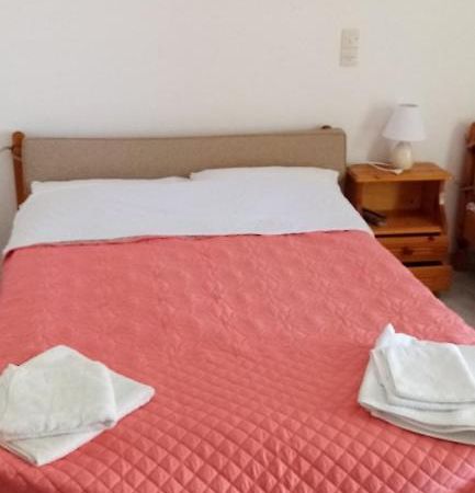 Γεώργιος Παπαϊωάννου Ενοικιαζόμενα Δωμάτια Khrónia Extérieur photo